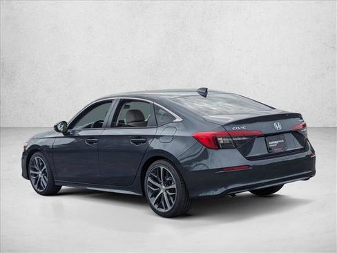 Used 2024 Honda Civic Touring image 9