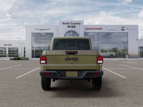 Used 2025 Jeep Gladiator Sport w/ Premium Package AWD/4WD image 7