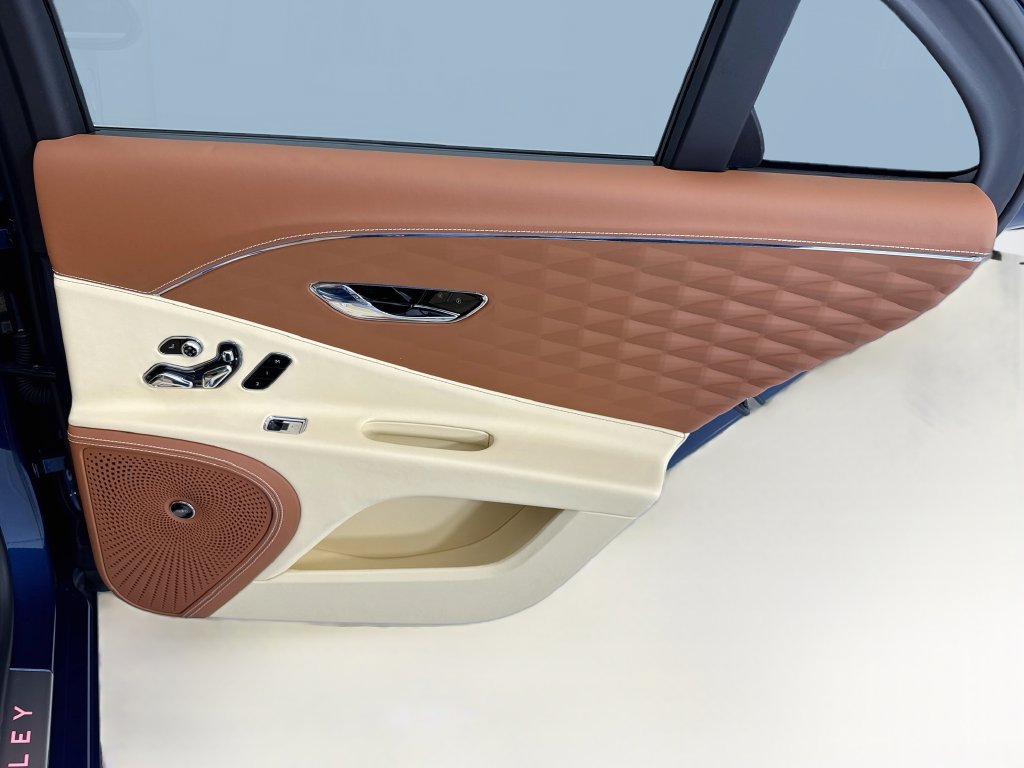 Certified 2020 Bentley Flying Spur W12 AWD/4WD image 26