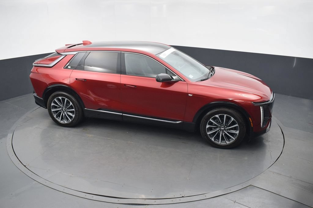 Certified 2024 Cadillac Lyriq Sport AWD/4WD image 42
