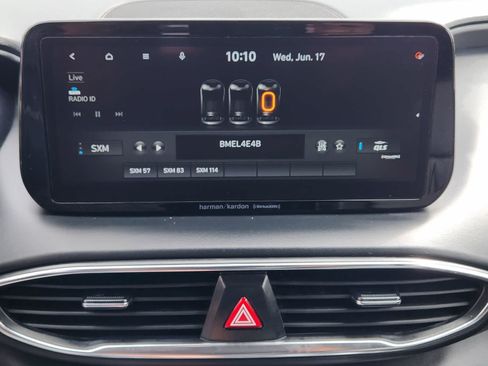 Used 2022 Hyundai Santa Fe Limited FWD image 16