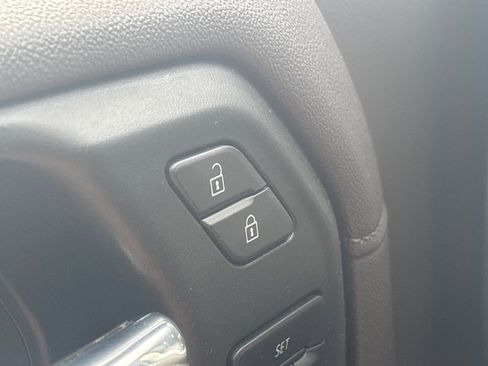 Used 2022 GMC Sierra 1500 Denali w/ Denali Premium Package image 58