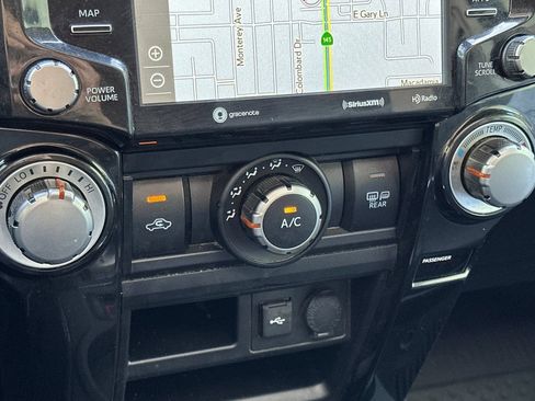 Used 2024 Toyota 4Runner TRD Off-Road Premium w/ Off Road Premium Plus Package AWD/4WD image 21