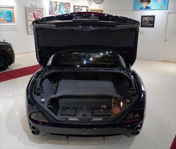 Used 2012 Ferrari California RWD image 24
