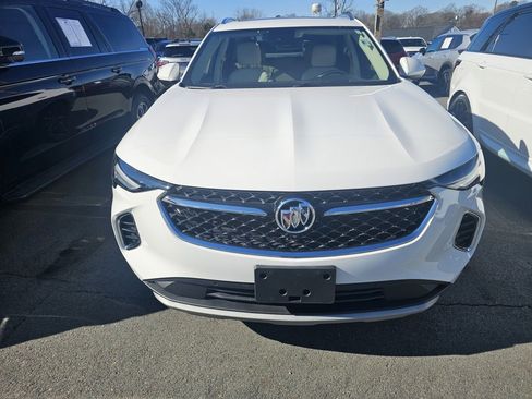 Used 2021 Buick Envision Avenir image 2