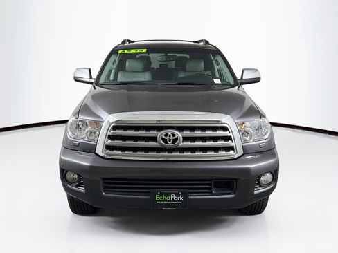 Used 2014 Toyota Sequoia Platinum AWD/4WD image 2