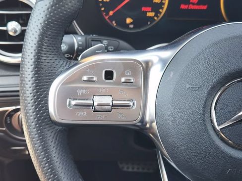 Used 2022 Mercedes-Benz GLC 300 image 28