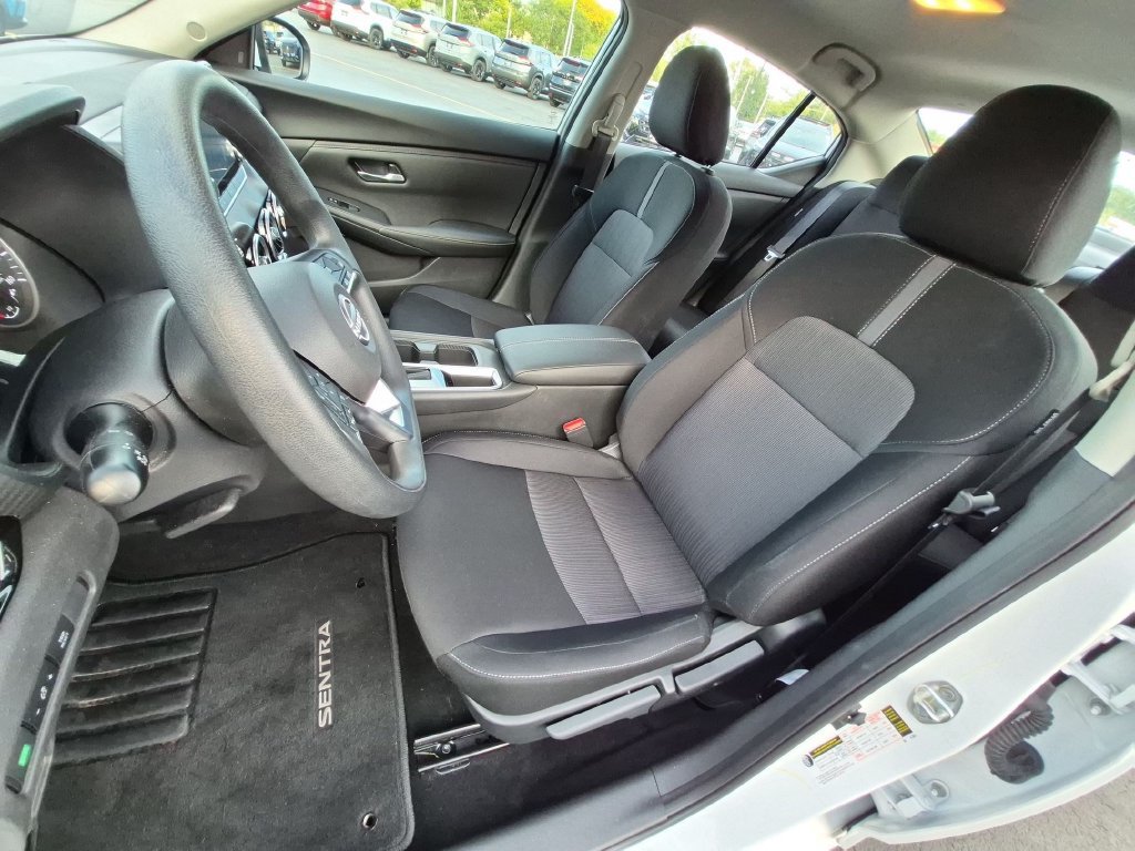 Used 2024 Nissan Sentra SV w/ Trunk Package FWD image 11