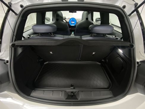 New 2026 MINI Cooper 2-Door Hardtop image 25