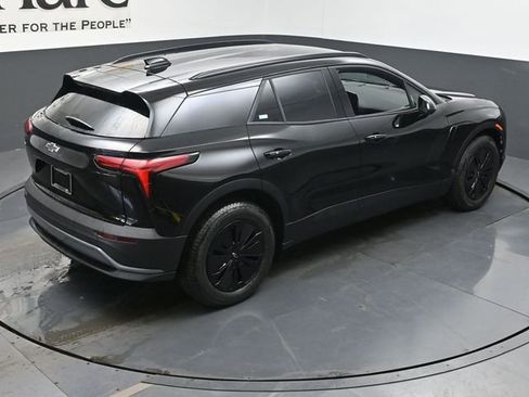 New 2026 Chevrolet Blazer EV LT image 18