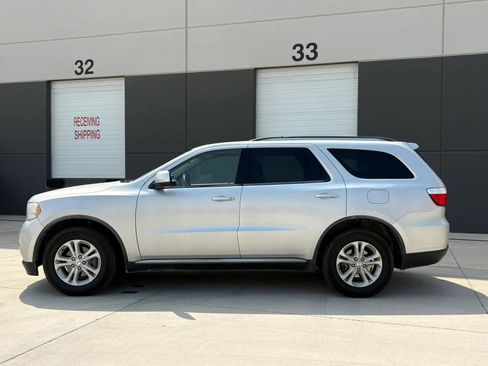 Used 2012 Dodge Durango SXT AWD/4WD image 2