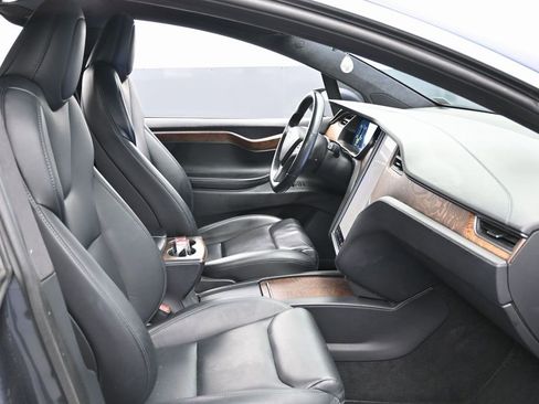 Used 2021 Tesla Model X Long Range image 34