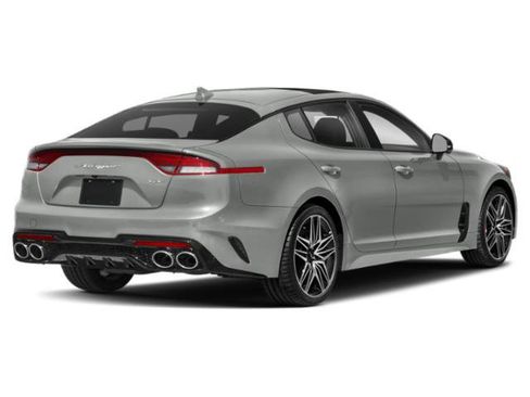 Used 2023 Kia Stinger GT-Line image 2