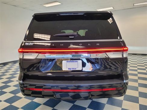 Used 2024 Lincoln Navigator Black Label image 6