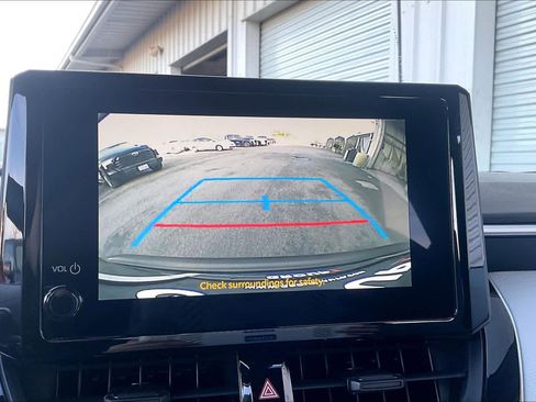 Used 2025 Toyota Corolla SE image 26