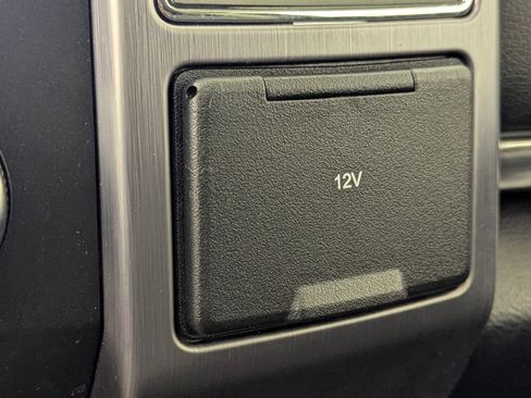 Certified 2019 Ford Expedition Platinum image 32