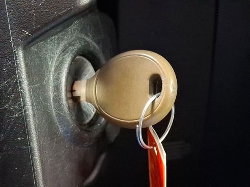 Used 2017 Jeep Wrangler Unlimited Sport w/ Connectivity Group image 22