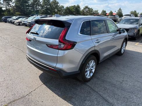 Used 2024 Honda CR-V EX-L image 3