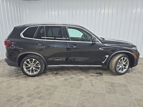 Used 2025 BMW X5 xDrive40i w/ Premium Package image 2