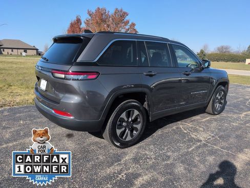 Used 2022 Jeep Grand Cherokee Limited 4xe image 5