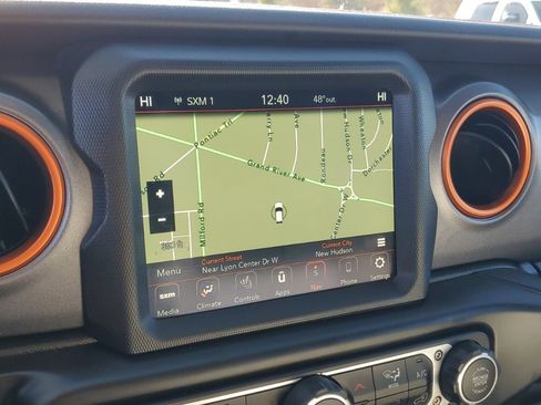 Used 2021 Jeep Gladiator Mojave image 23