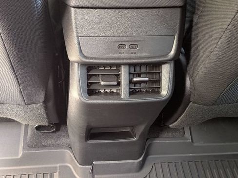 New 2026 Chevrolet Equinox LT FWD image 26
