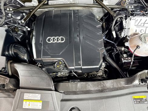 Used 2022 Audi Q5 2.0T Premium w/ Convenience Package AWD/4WD image 29