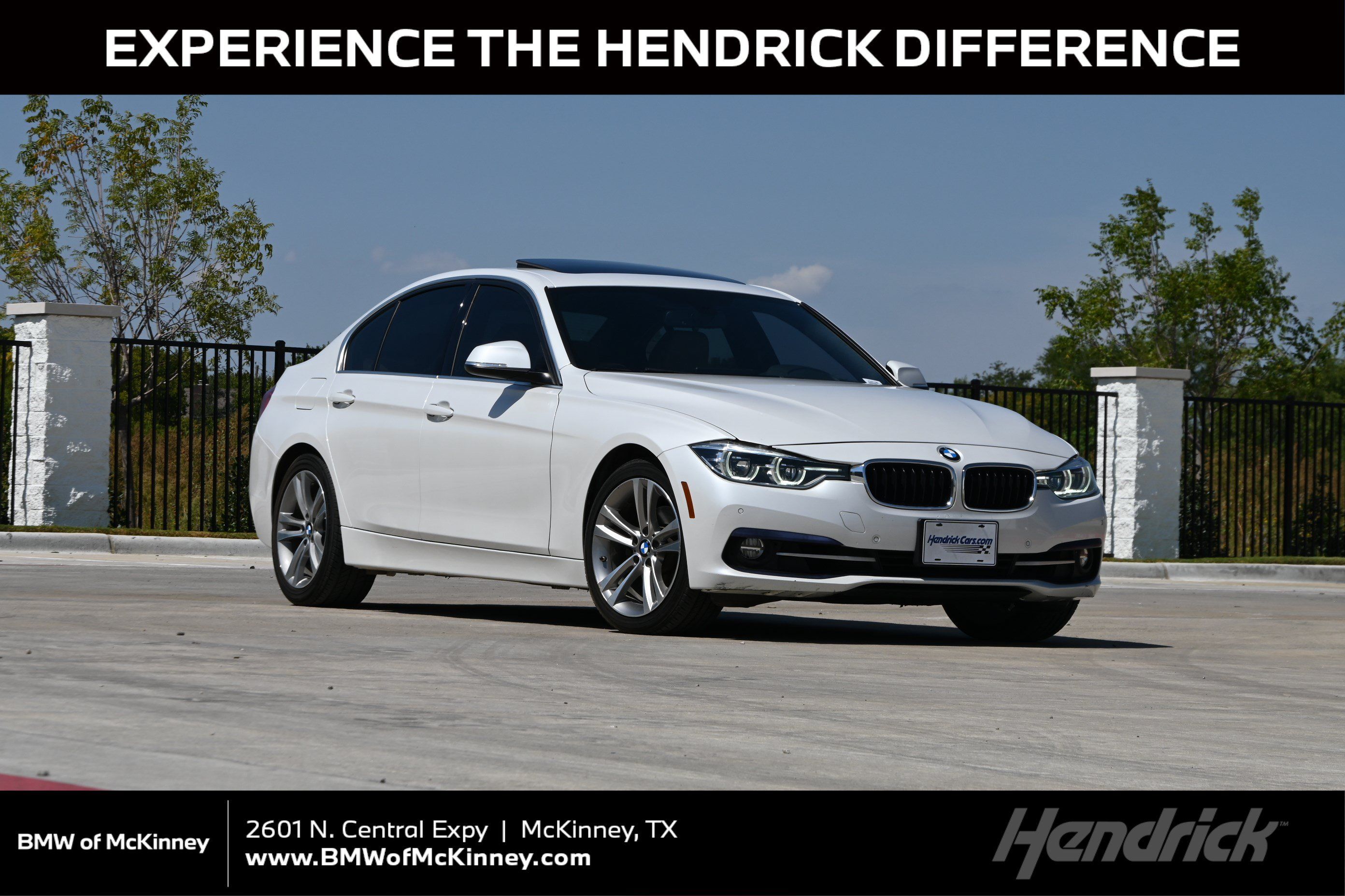 Used 2017 BMW 330i Sedan RWD image 1