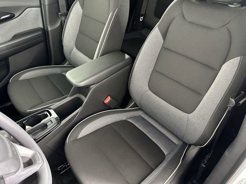 Used 2023 Chevrolet TrailBlazer LT FWD image 21