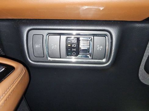 Used 2023 Lincoln Aviator Reserve w/ Equipment Group 201A AWD/4WD image 31