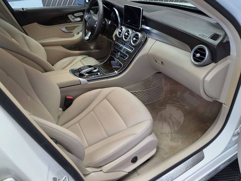 Used 2015 Mercedes-Benz C 300 4MATIC Sedan image 16