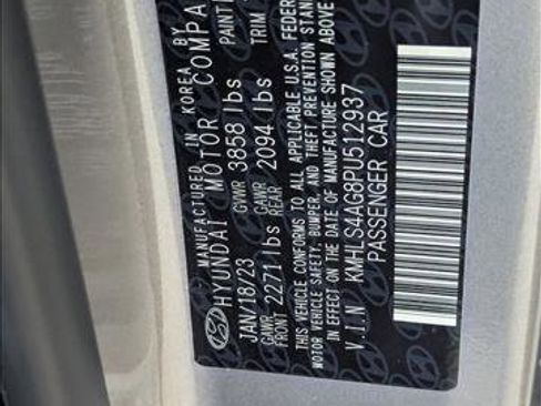 Used 2023 Hyundai Elantra SEL w/ Convenience Package image 16