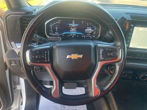 Used 2024 Chevrolet Silverado 3500 LT w/ Convenience Package image 23