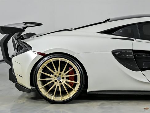 Used 2016 McLaren 570S Coupe image 14