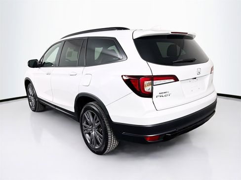 Used 2022 Honda Pilot Sport image 5