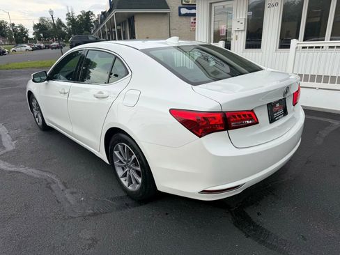 Used 2018 Acura TLX image 9