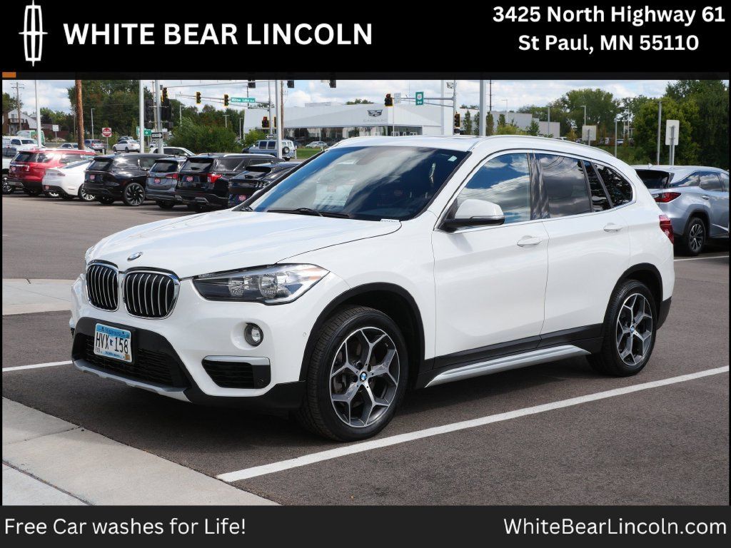 Used 2018 BMW X1 xDrive28i AWD/4WD image 1