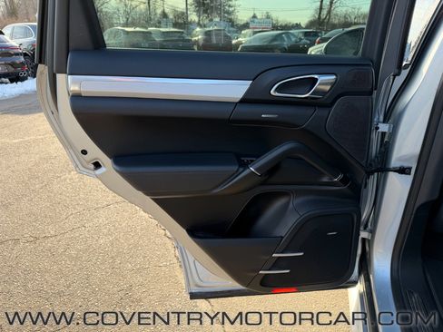 Used 2016 Porsche Cayenne GTS image 47