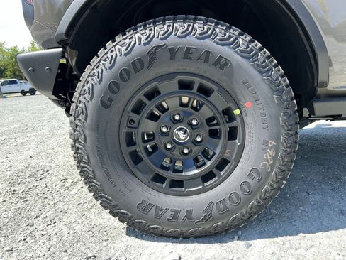 New 2026 Ford Bronco Badlands AWD/4WD image 12