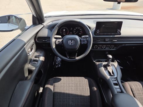 Used 2024 Honda HR-V Sport image 26