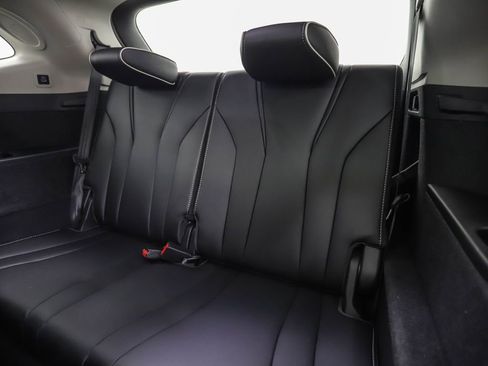 Used 2025 Acura MDX w/ Advance Package image 22