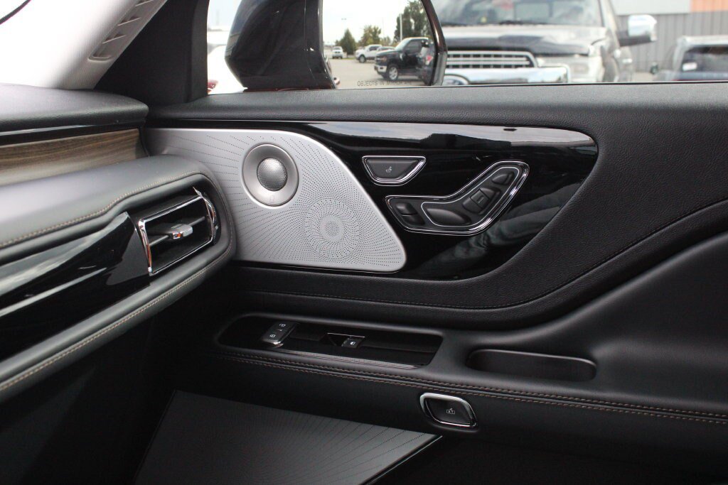 New 2027 Lincoln Aviator Reserve AWD/4WD image 19