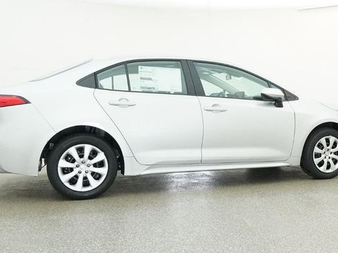 New 2026 Toyota Corolla LE image 5