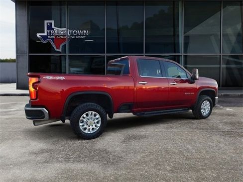 Used 2025 Chevrolet Silverado 2500 LTZ w/ LTZ Convenience Package image 3