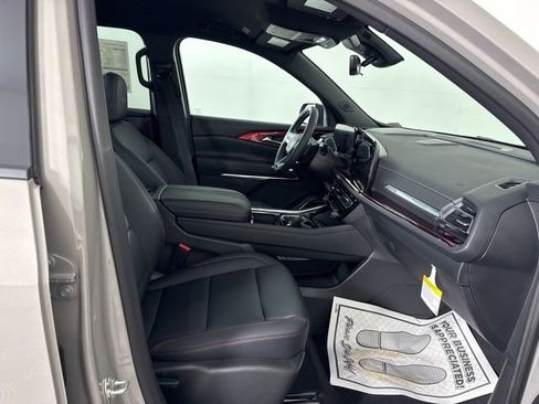 New 2026 Chevrolet Traverse Z71 w/ Enhanced Driving Package AWD/4WD image 15