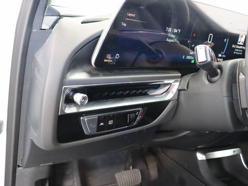 Used 2024 Cadillac Lyriq Tech RWD image 14