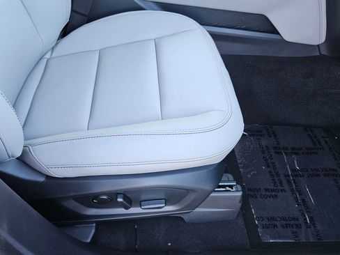 New 2026 Ford Explorer Active w/ Active Comfort Package image 31