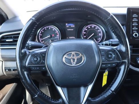 Used 2021 Toyota Camry SE w/ Carpet Mat Package (TMS) FWD image 17