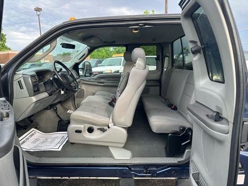 Used 2004 Ford F350 XL AWD/4WD image 12