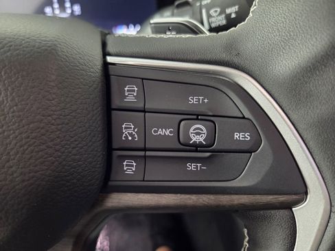 New 2026 Jeep Grand Cherokee L Limited RWD image 14